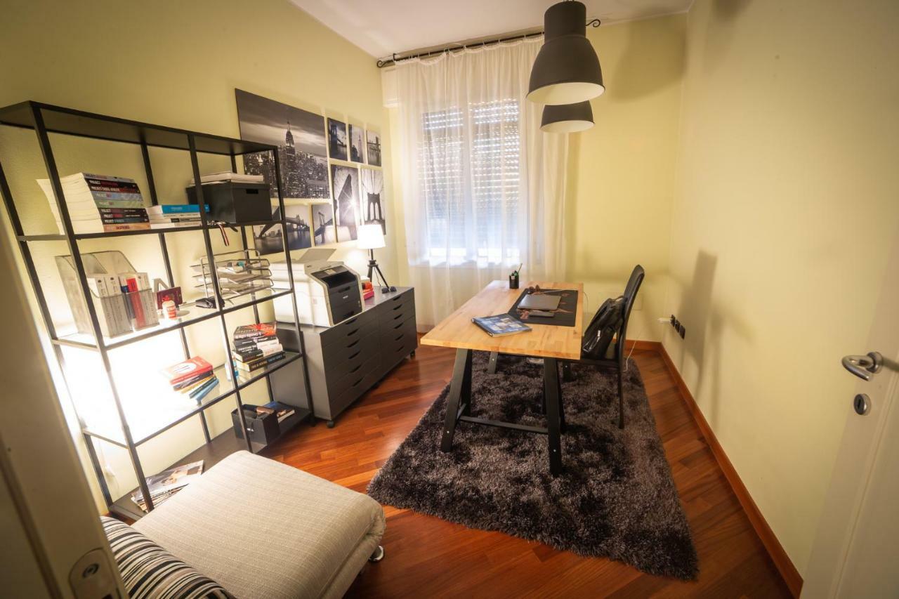 Cinematic Modern Flat, 100 Mt Da Ospedale Ravenna Exterior foto
